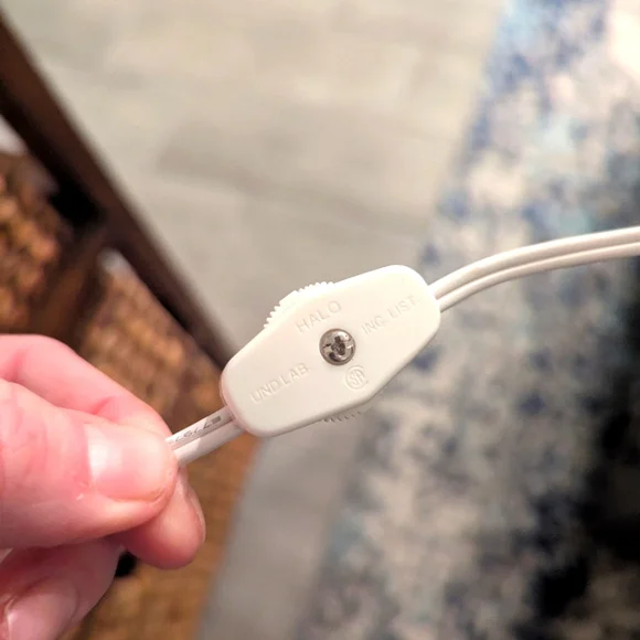 Vintage "Precious Moments Some Bunny Loves You" Ceramic Night Light - Picture 8 of 8